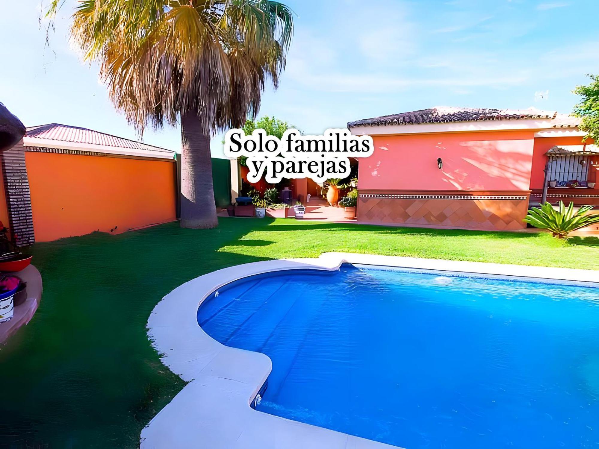 Chalet Piscina Privada El Puerto De Santa Maria Villa Exteriör bild